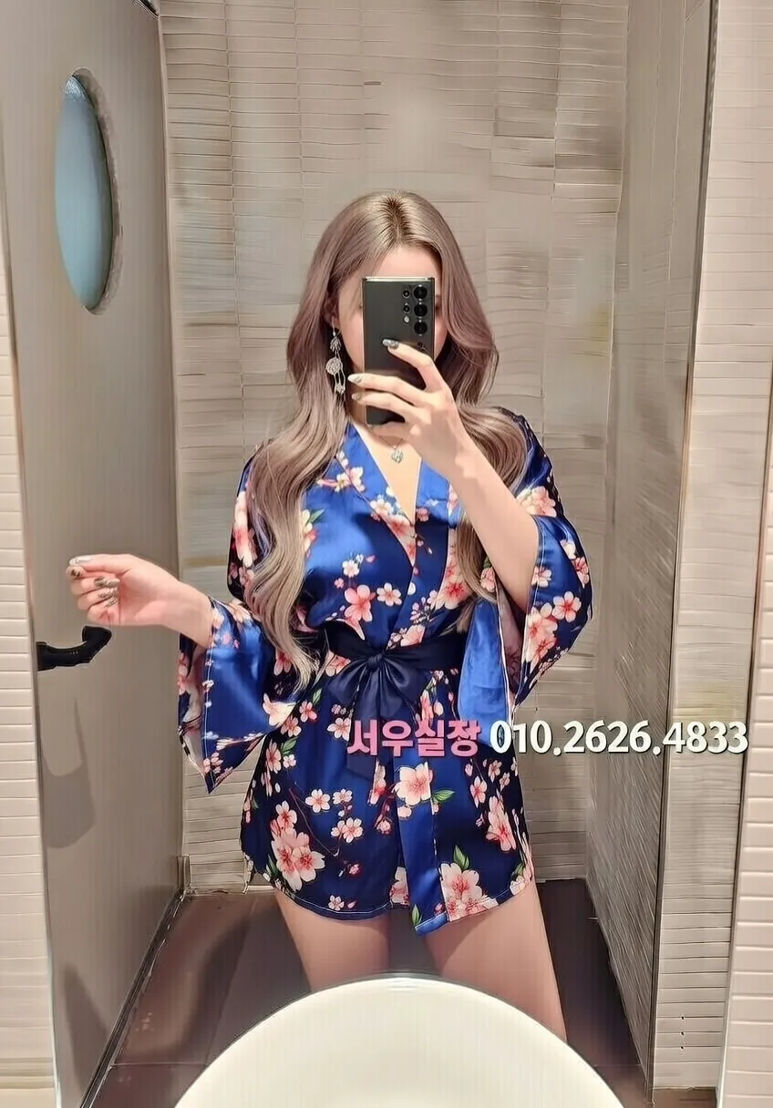 인천역 다국적노래클럽 프리미엄 라인업 4번 프로필